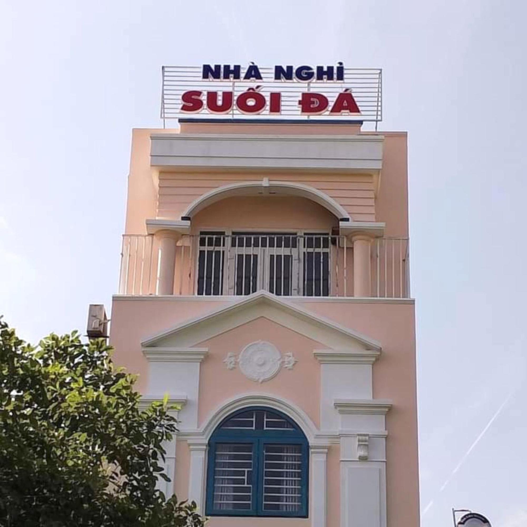 Oyo 1187 Suoi Da Motel Ντα Νανγκ Εξωτερικό φωτογραφία